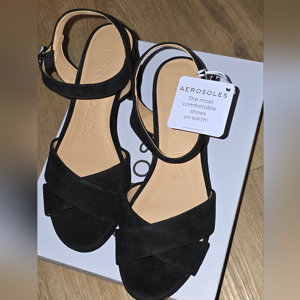 Aerosoles Cosmos Black Suede Block Heel Sandals – 7.5M – NIB - Picture 11 of 14